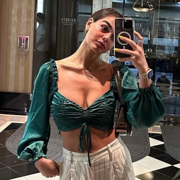 URBAN OUTFITTERS Caroleena Ruched Puff Sleeve Tie Back Blouse Crop Top Shirt - Picture 3 of 10